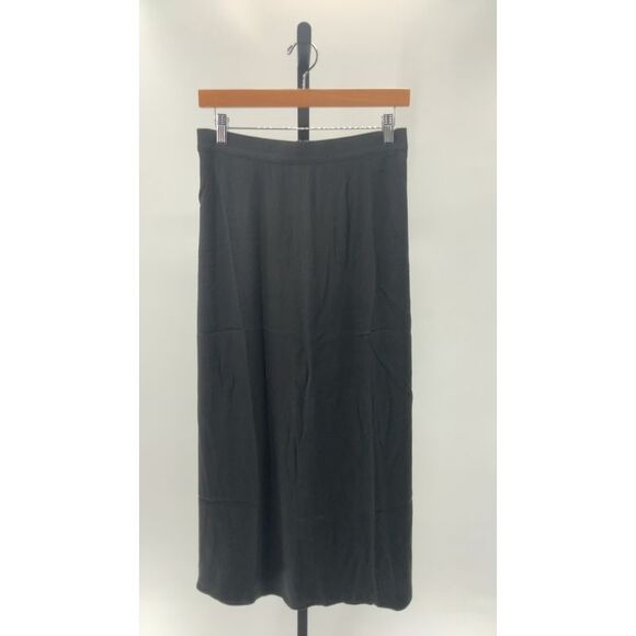 Quince Dresses & Skirts - NWT Quince Viscose Black Midi Skirt!